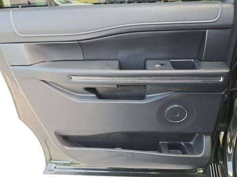 Certified 2023 Ford Expedition Max XLT image 14