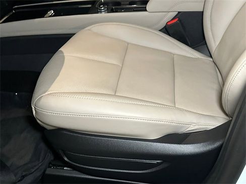 New 2025 Lincoln Corsair Reserve image 14