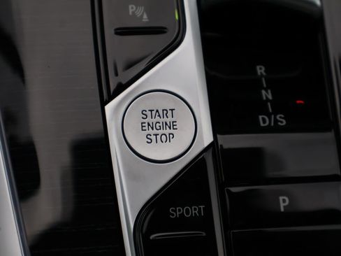New 2027 BMW X7 xDrive40i w/ M Sport Package AWD/4WD image 20