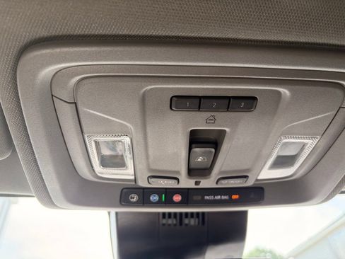 Used 2024 Chevrolet Silverado 1500 LTZ AWD/4WD image 34