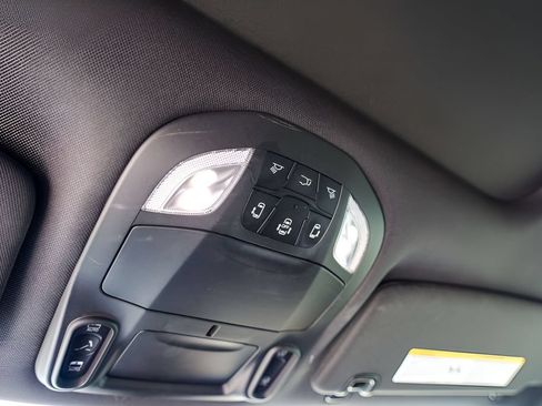 Used 2025 Chrysler Pacifica Select FWD image 22