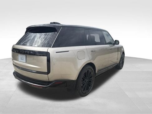New 2026 Land Rover Range Rover Long Wheelbase SE AWD/4WD image 7