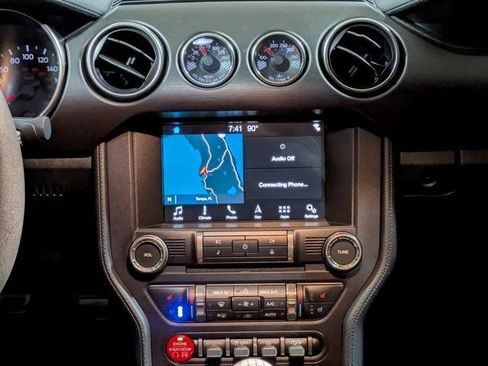 Used 2018 Ford Mustang Shelby GT350 w/ Convenience Package RWD image 19