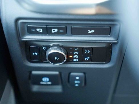 Used 2023 Ford F150 Lariat w/ Equipment Group 502A High image 28