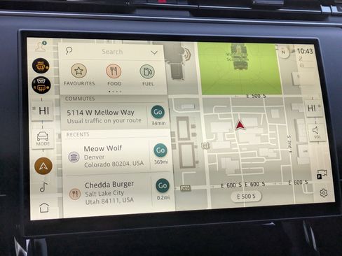 Used 2025 Land Rover Range Rover Sport SE image 24