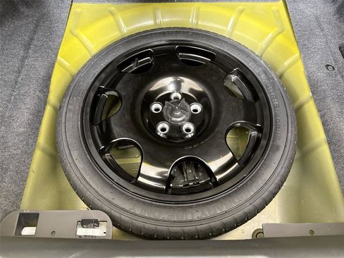 Used 2024 Ford Mustang GT Premium RWD image 39