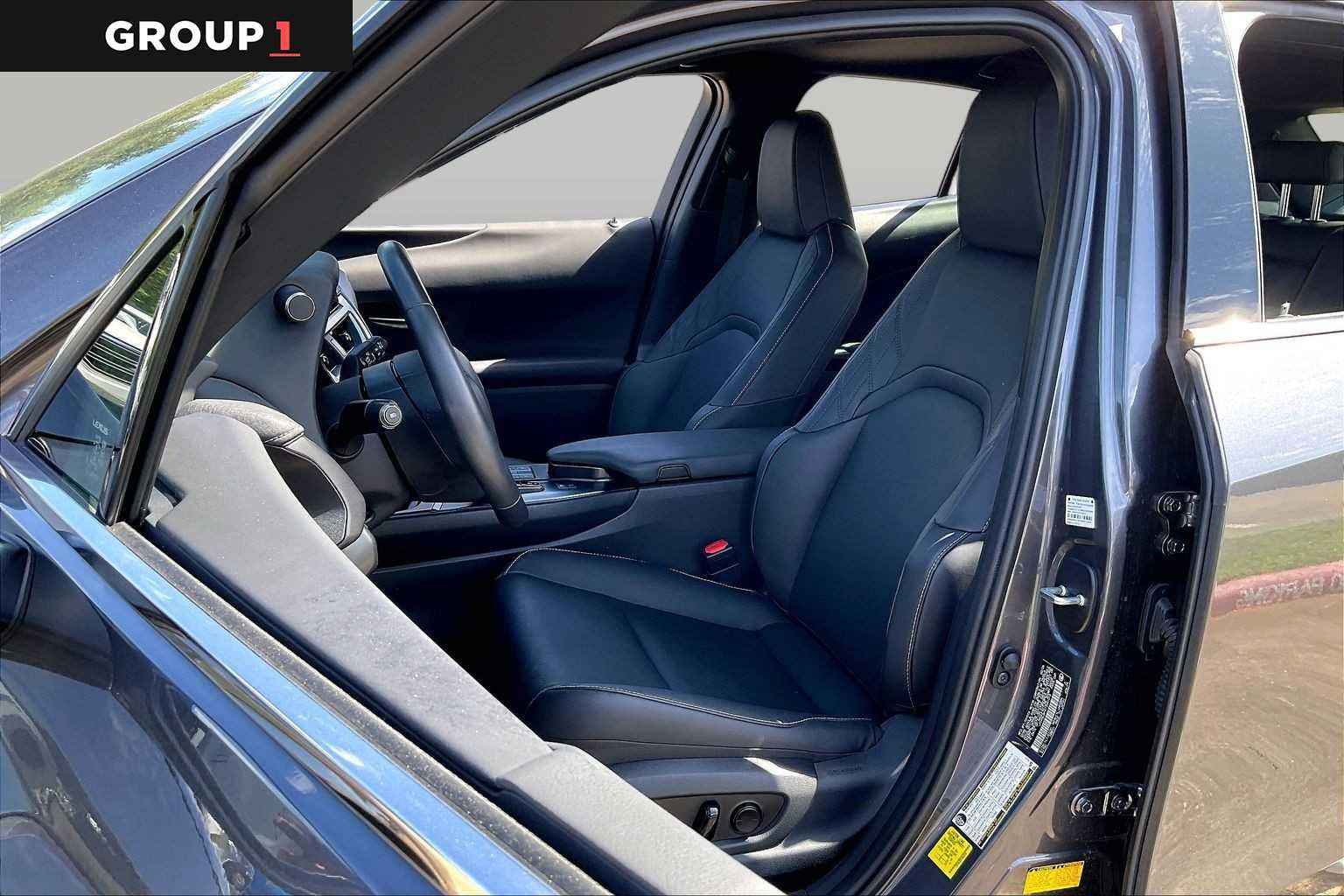 Used 2026 Lexus UX 300h FWD w/ Cold Area Package image 7