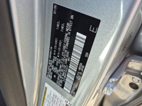 Used 2026 Lexus RX 450h AWD w/ Convenience Package image 16