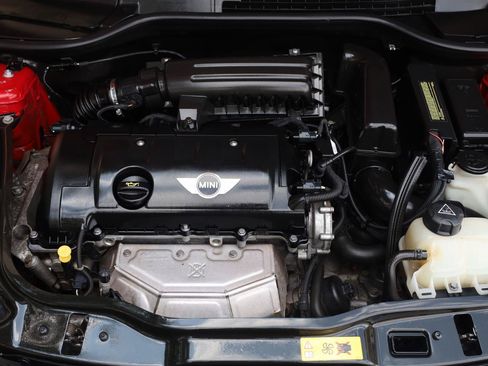 Used 2011 MINI Cooper Hardtop FWD image 11
