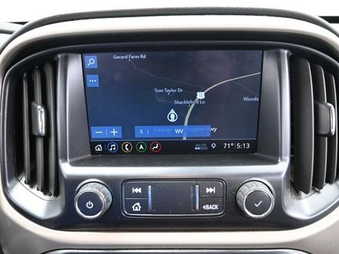 Used 2022 GMC Canyon Denali AWD/4WD image 15