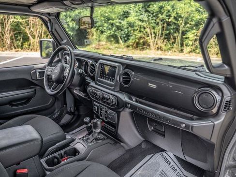 Used 2021 Jeep Wrangler Unlimited Sport AWD/4WD image 19