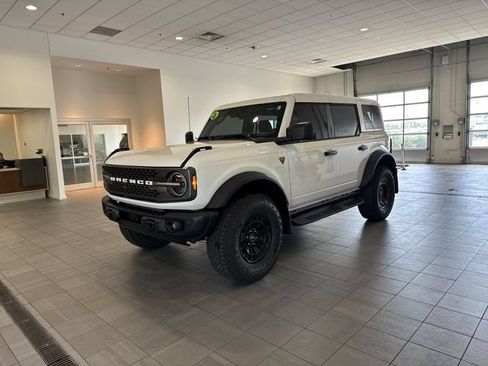 Used 2026 Ford Bronco Badlands AWD/4WD image 2
