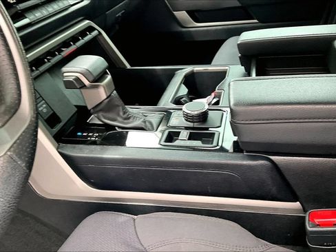 Used 2023 Toyota Tundra SR5 AWD/4WD image 18