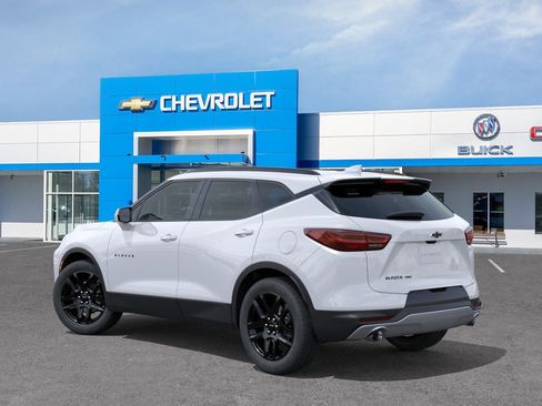 New 2026 Chevrolet Blazer LT w/ Sound & Technology Package AWD/4WD image 3
