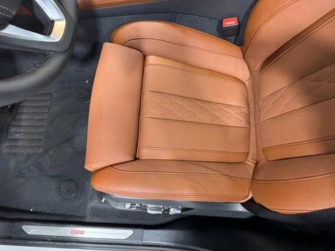 New 2026 BMW X5 xDrive50e w/ Executive Package image 30