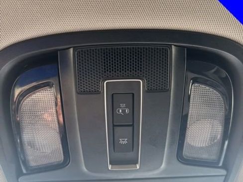 Used 2019 Kia Sorento L image 24