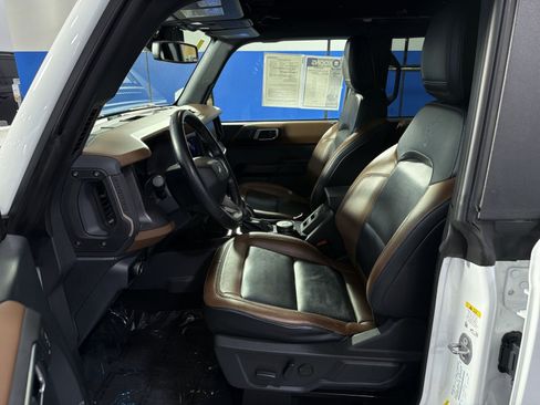 Used 2024 Ford Bronco Outer Banks AWD/4WD image 26