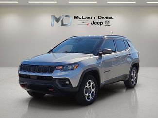 Used 2022 Jeep Compass Trailhawk w/ Trailer Tow Group video 2