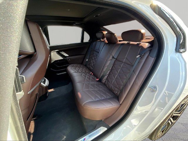 Used 2023 BMW 740i w/ Parking Assistance Package RWD image 23