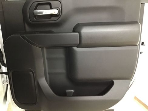 New 2026 Chevrolet Silverado 2500 W/T w/ WT Convenience Package image 9