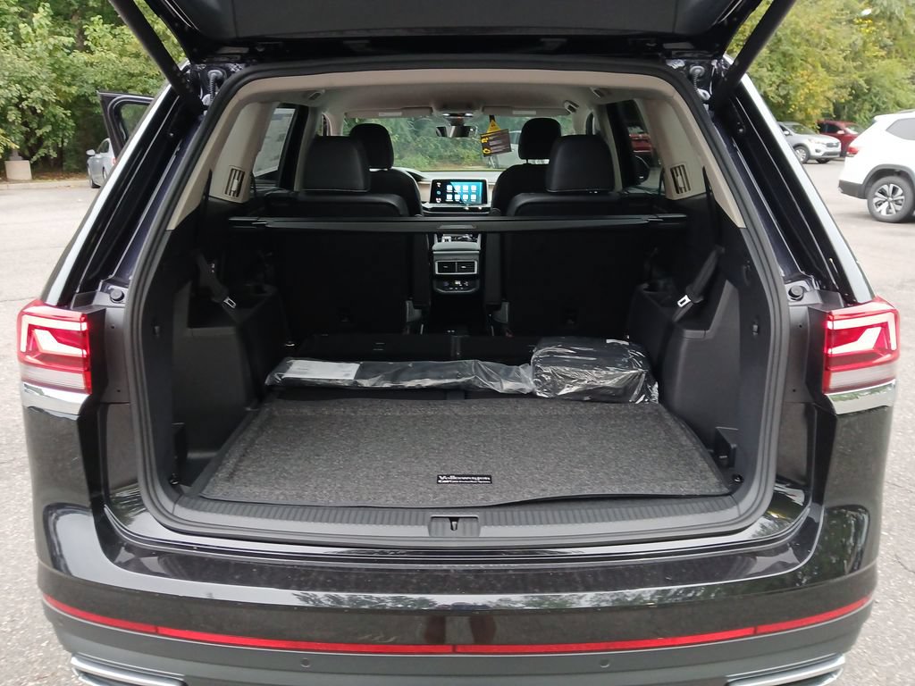 Used 2026 Volkswagen Atlas SE FWD image 21