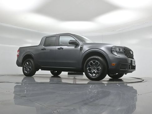 New 2026 Ford Maverick XLT FWD image 3