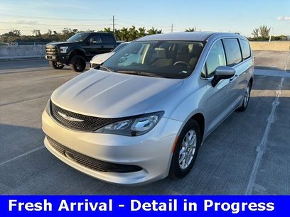 Used 2022 Chrysler Voyager LX