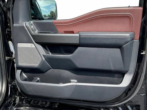 Used 2022 Ford F150 Lariat w/ Equipment Group 502A High AWD/4WD image 30