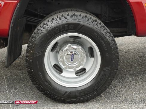 Used 2017 Ford F350 Lariat w/ Lariat Ultimate Package image 11