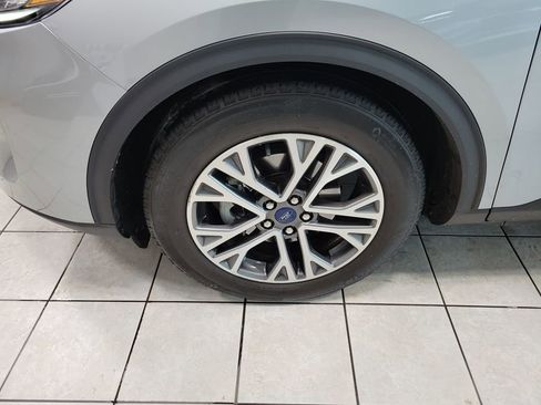 Used 2022 Ford Escape SEL image 51