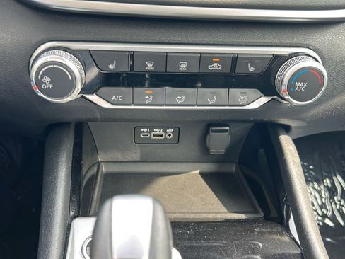 Used 2022 Nissan Altima 2.5 SV image 23