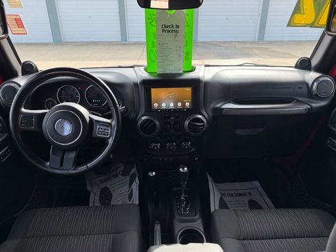Used 2012 Jeep Wrangler Unlimited Sport image 23