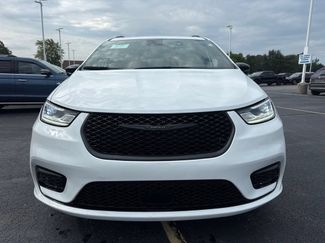 Used 2024 Chrysler Pacifica Touring-L w/ S Appearance Package AWD/4WD video 3