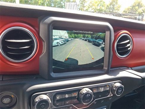 Used 2021 Jeep Wrangler Unlimited Rubicon image 19