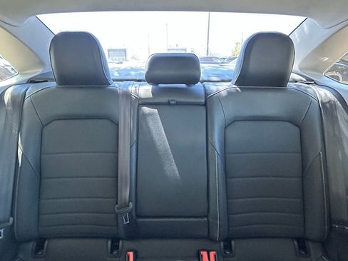 Certified 2024 Volkswagen Jetta SE w/ Panoramic Sunroof Package image 14