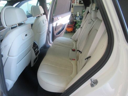 Used 2022 BMW X5 xDrive45e AWD/4WD image 44