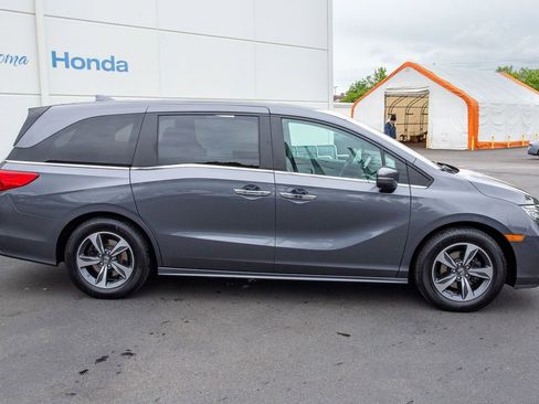 Used 2018 Honda Odyssey Touring image 16
