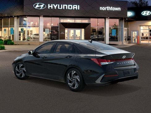 New 2026 Hyundai Elantra SEL Sport Premium FWD image 5