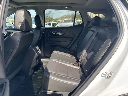 Used 2024 GMC Terrain SLT w/ Elevation Edition image 24