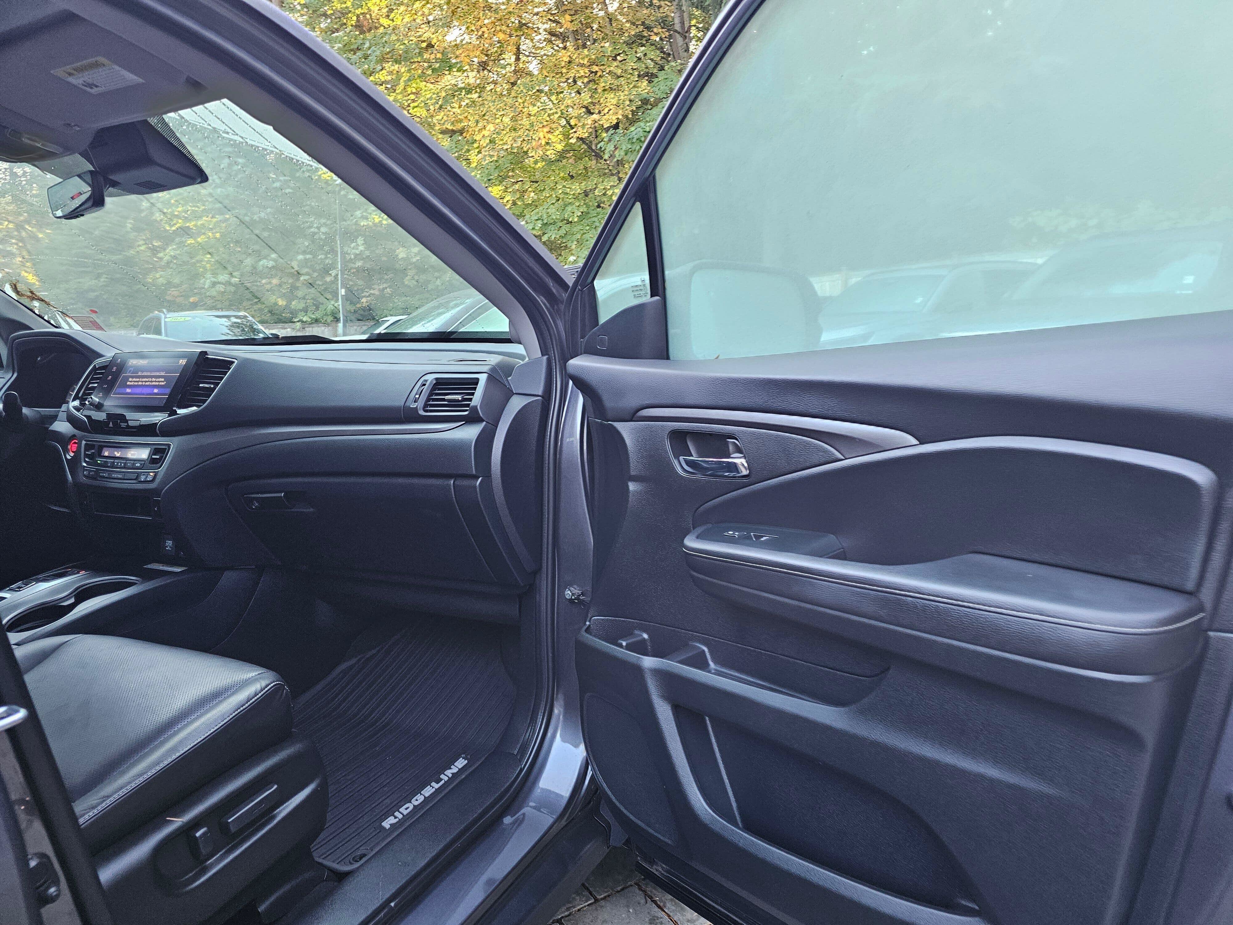 Used 2023 Honda Ridgeline RTL-E image 12