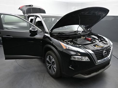 Used 2023 Nissan Rogue SV FWD image 38