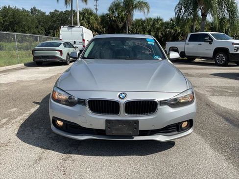 Used 2016 BMW 320i xDrive Sedan AWD/4WD image 11