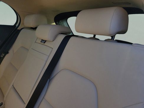 Certified 2018 Mercedes-Benz GLA 250 GLA 250 image 6