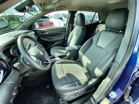 Used 2023 Buick Encore GX Preferred w/ Cold Weather Comfort Package image 19