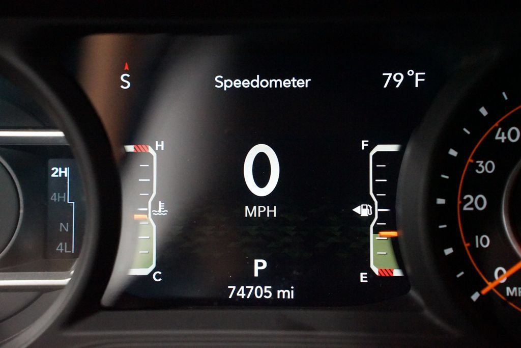 Used 2024 Jeep Wrangler Unlimited Sport AWD/4WD image 17