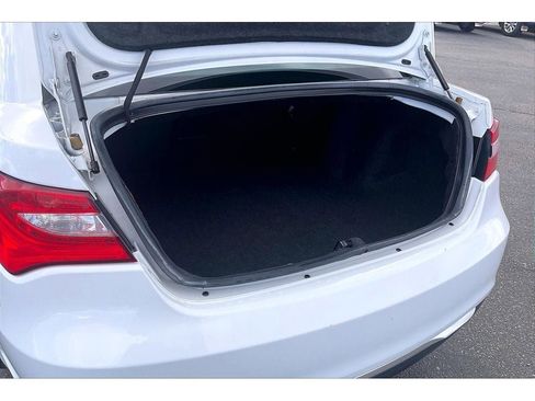 Used 2014 Chrysler 200 LX FWD image 11