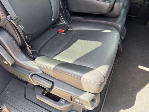 Used 2025 Honda Odyssey Sport-L image 33