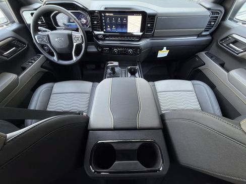 New 2026 Chevrolet Silverado 1500 ZR2 w/ ZR2 Bison Edition AWD/4WD image 10