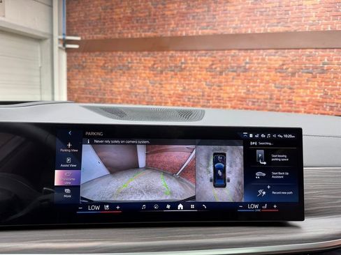 Used 2026 BMW X6 xDrive40i image 21