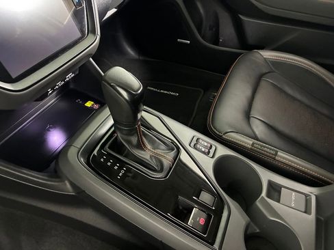 Certified 2025 Subaru Crosstrek 2.5i Limited w/ Crosstrek Mirror Package image 19